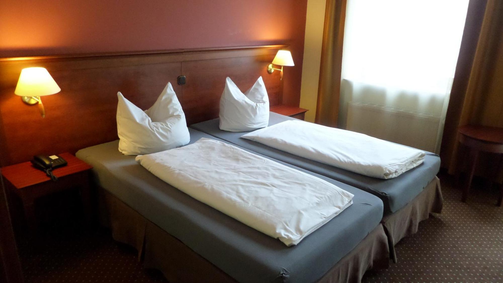 אידר-אוברשטיין City Hotel מראה חיצוני תמונה